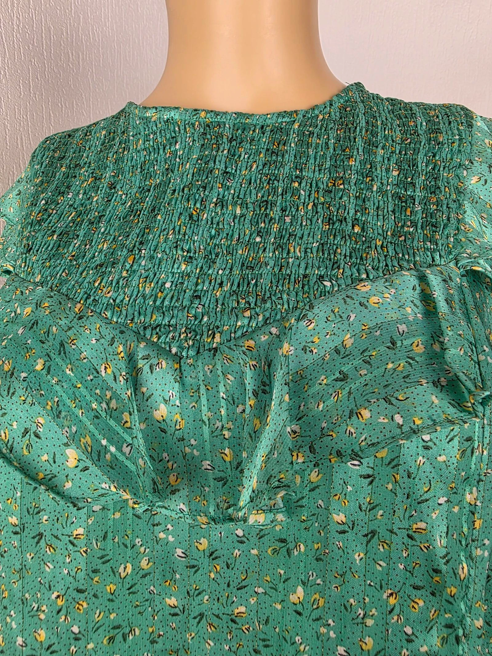 Blusa fluida com estampa floral e fio brilhante Emma Ella Paris - Tamanho 34/36 – photo 4